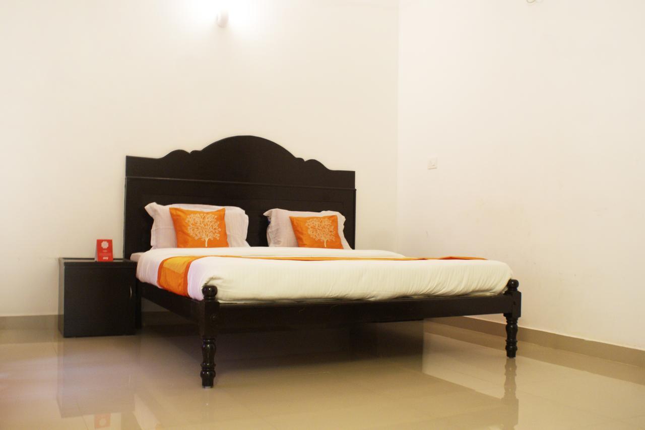Oyo 4867 Royal Homes Alappuzha Exterior foto