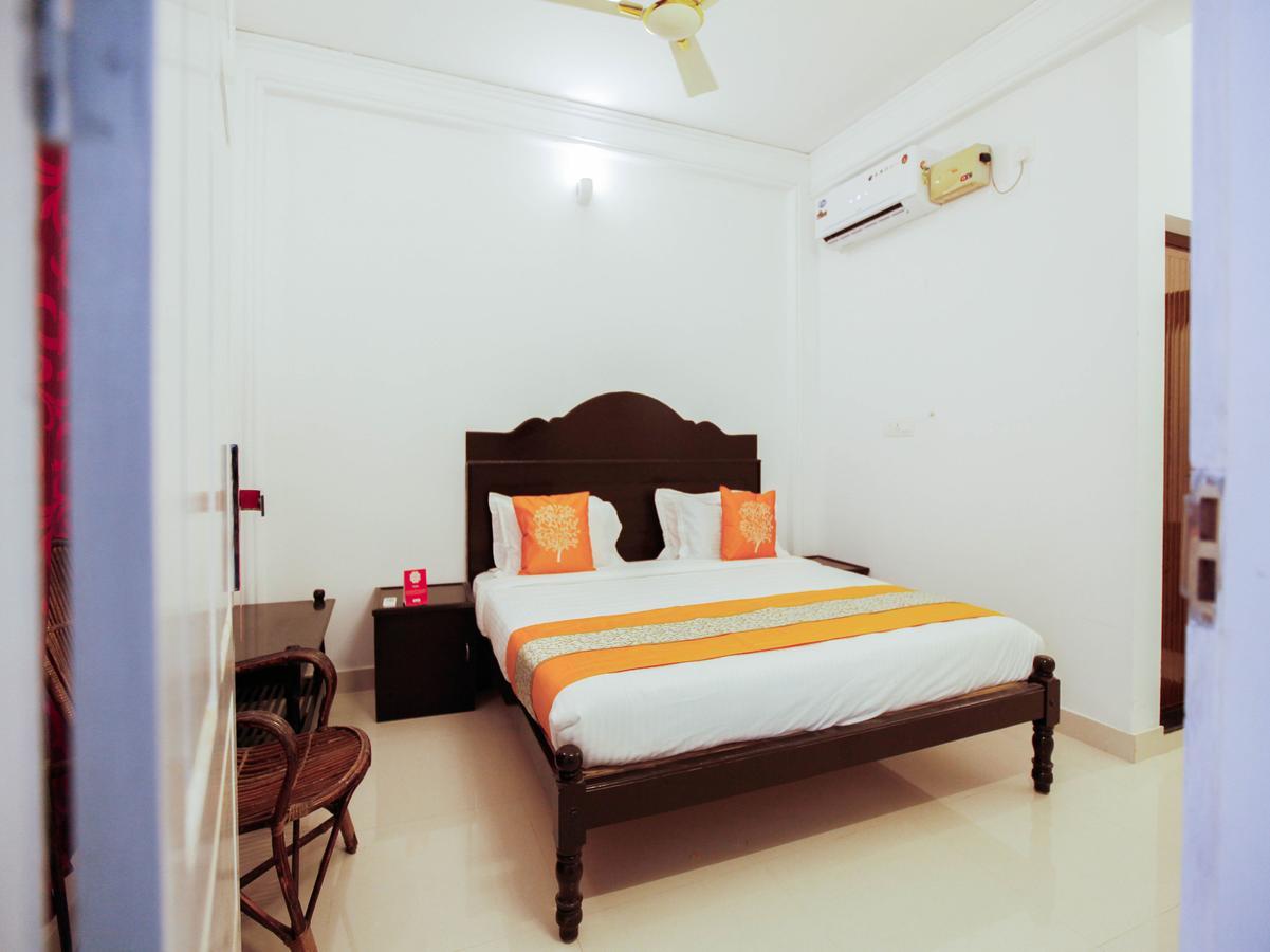 Oyo 4867 Royal Homes Alappuzha Exterior foto